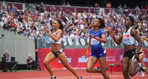 Shericka Jackson, Stephenie Ann McPherson 1-2 in 400m race in London