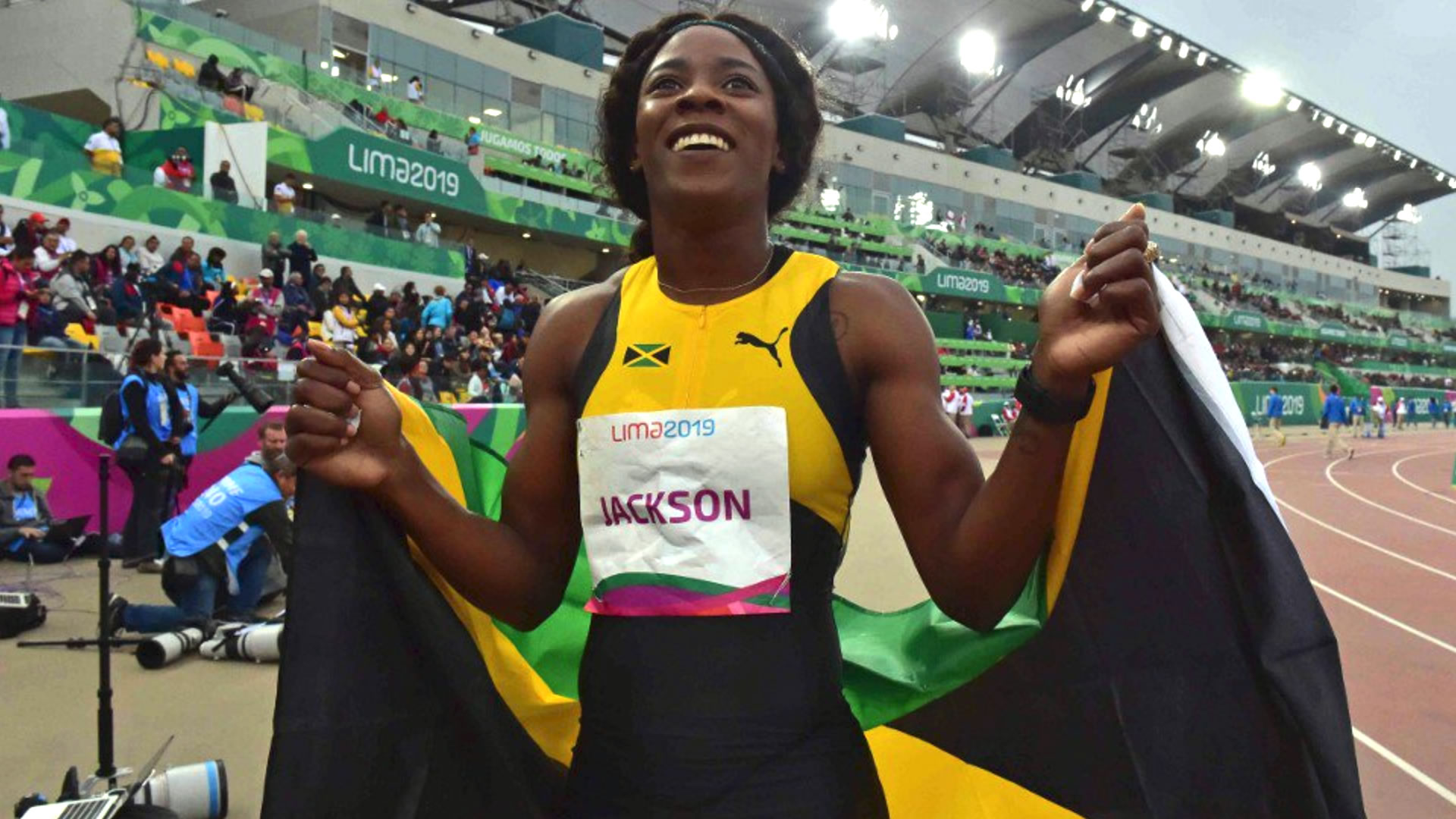 Watch Shericka Jackson win Pan Am 400m GOLD Watch Shericka Jackson win Pan Am 400m GOLD