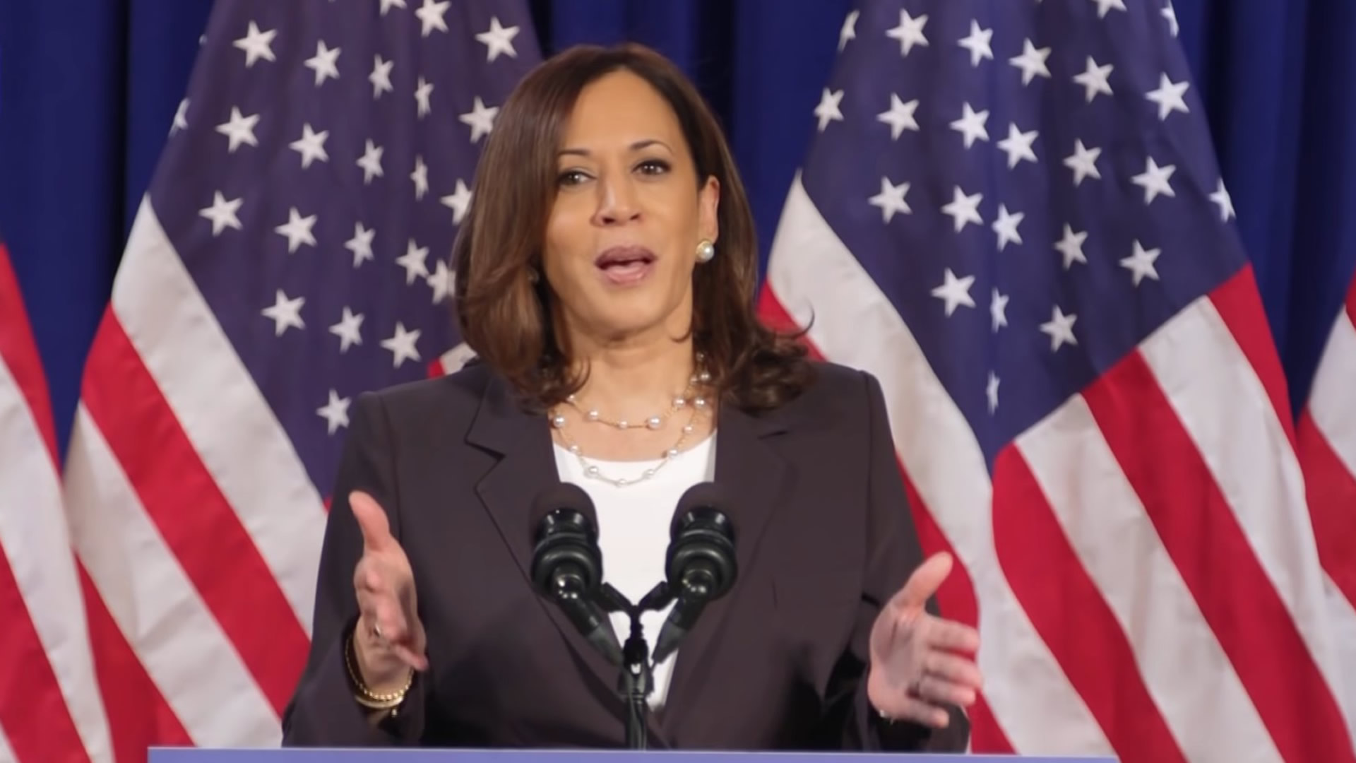 Kamala Harris, daughter of a Jamaican, becomes the USA first black, woman vice president. Kamala Harris, daughter of a Jamaican, becomes the USA first black, woman vice president.